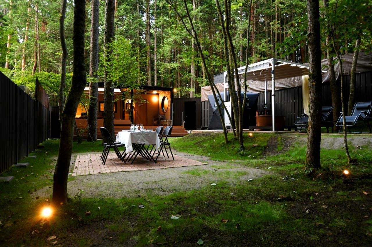 Fuji Fumoto Forest Hotspring ふもとの森温泉 فوجيكاواجوتشيكو المظهر الخارجي الصورة