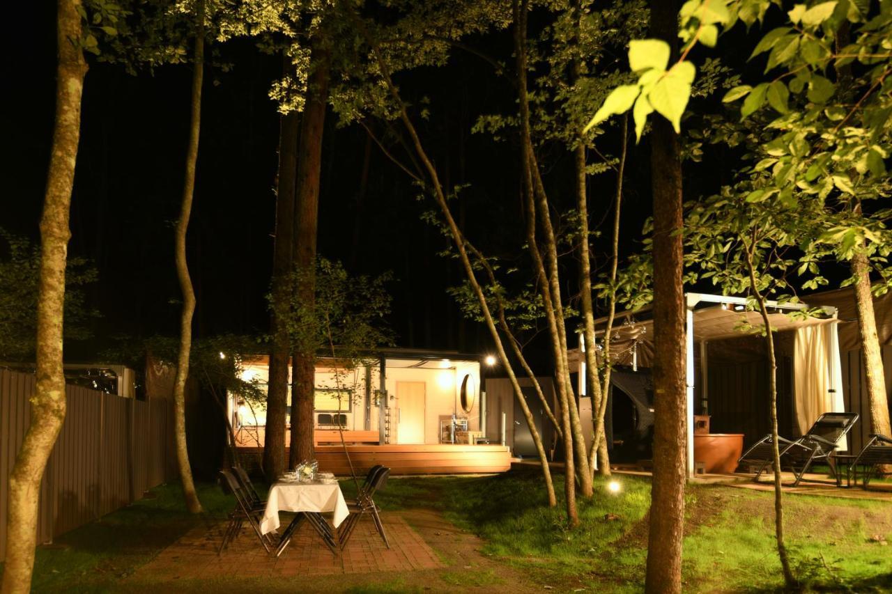 Fuji Fumoto Forest Hotspring ふもとの森温泉 فوجيكاواجوتشيكو المظهر الخارجي الصورة